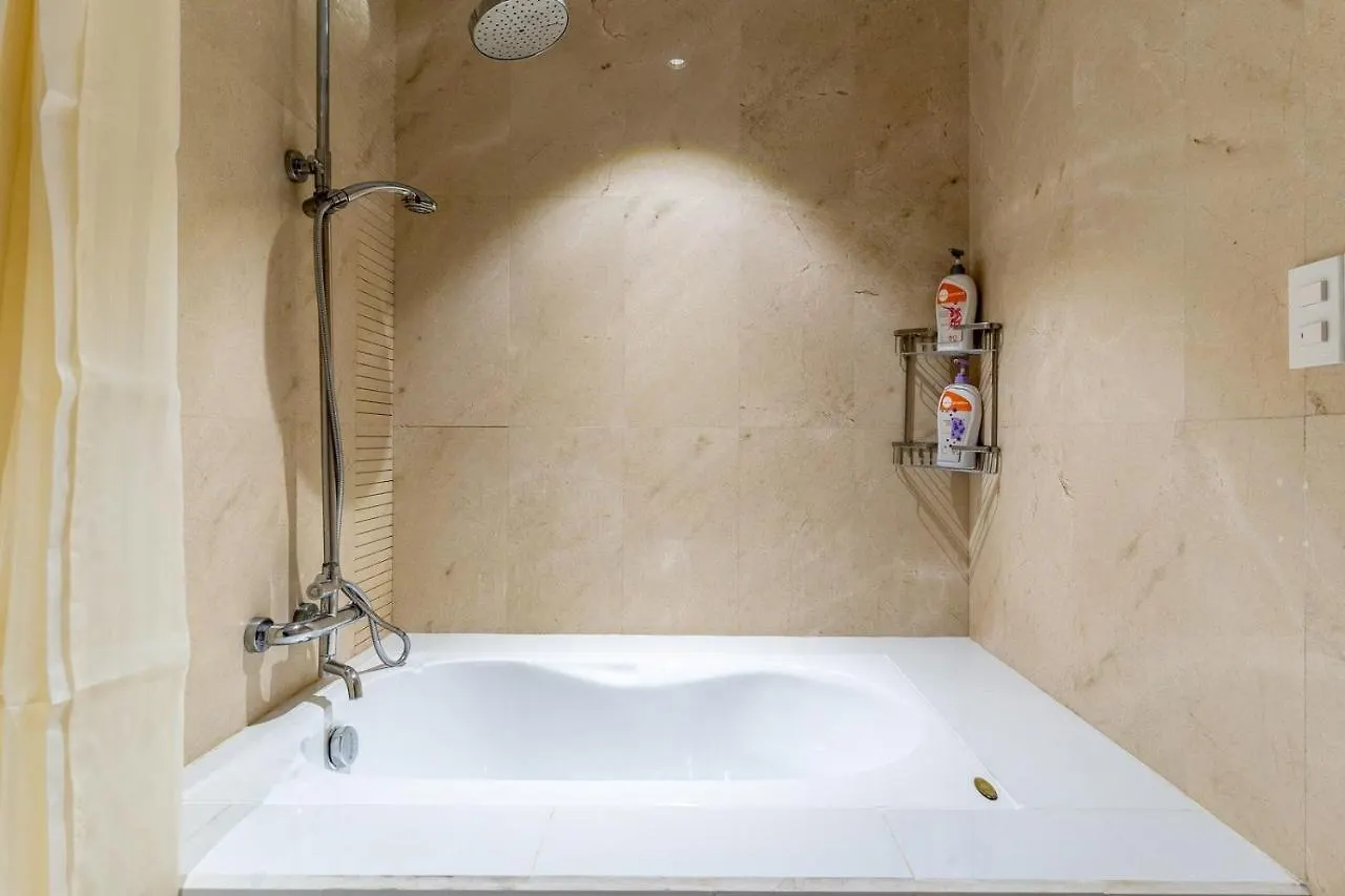 The Rixx Lancaster Apartment @ D1/ Netflix/Bathtub Ho Chi Minh City 0*,